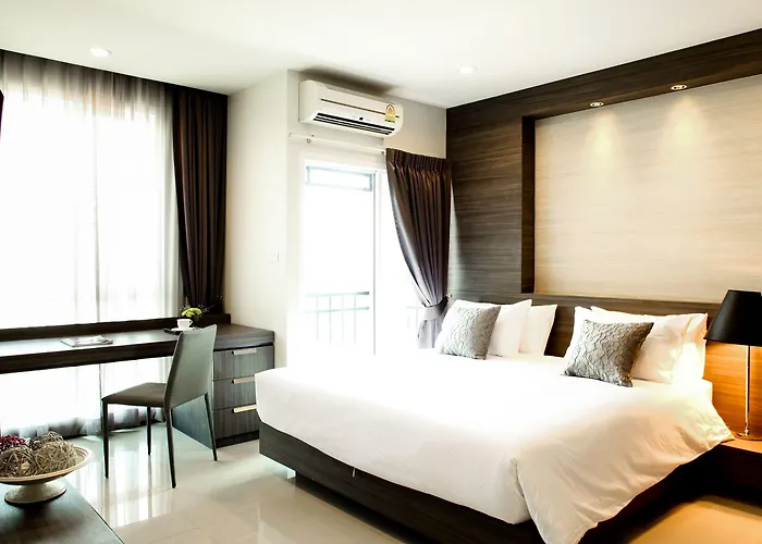 Crystal Suvarnbhumi Airport Hotel 4*