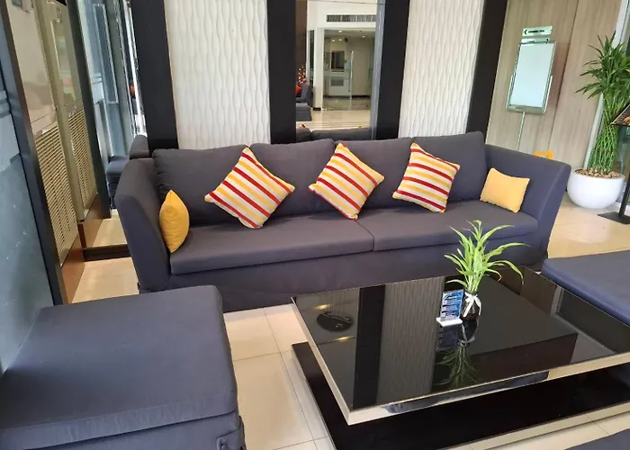 Crystal Suvarnbhumi Airport 4*