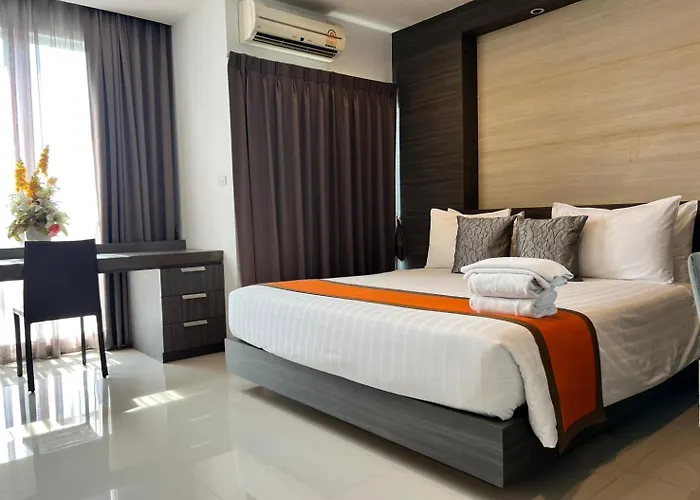 Hotel Crystal Suvarnbhumi Airport 4*