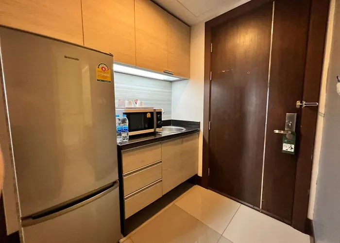 Crystal Suvarnbhumi Airport Hotel 4*