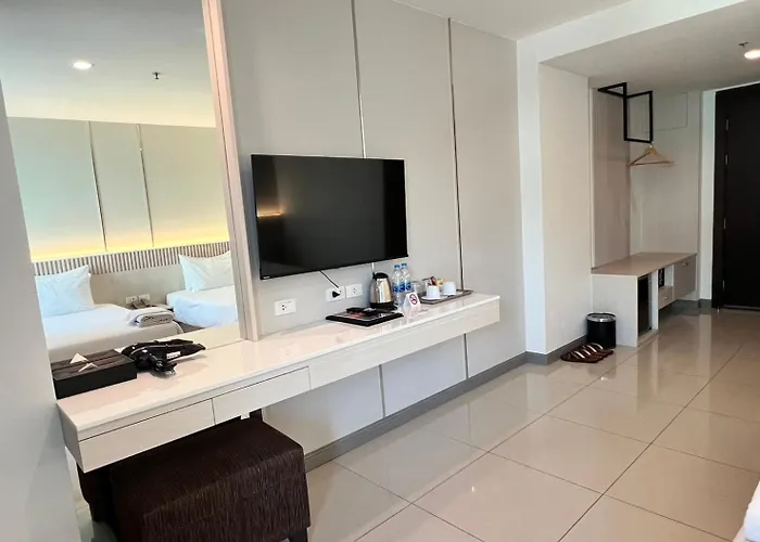 Crystal Suvarnbhumi Airport 4*