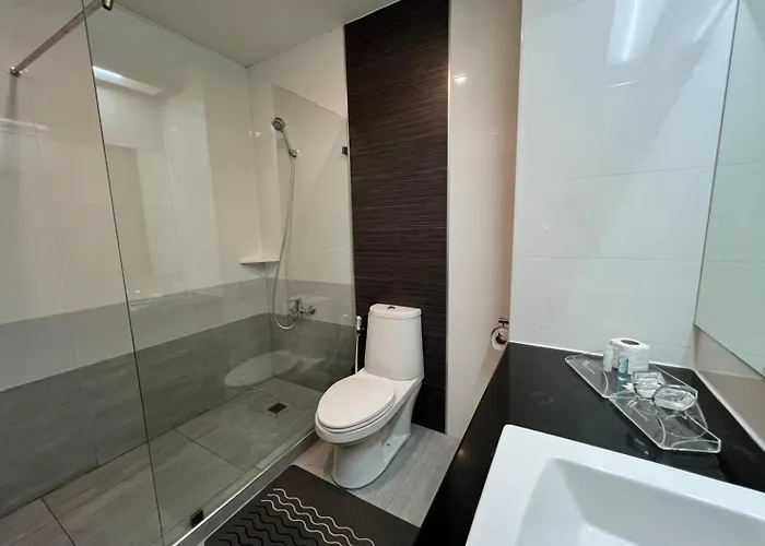 Crystal Suvarnbhumi Airport Hotel 4*